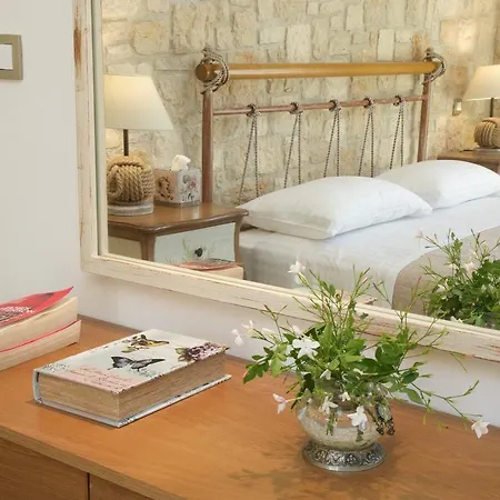 Forest Kefalonia Logaráta