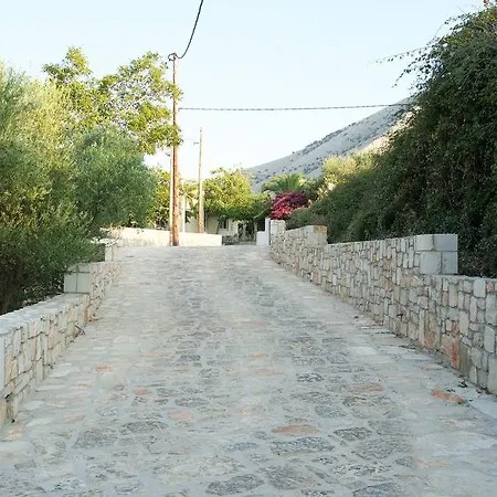 Vila Forest Kefalonia *