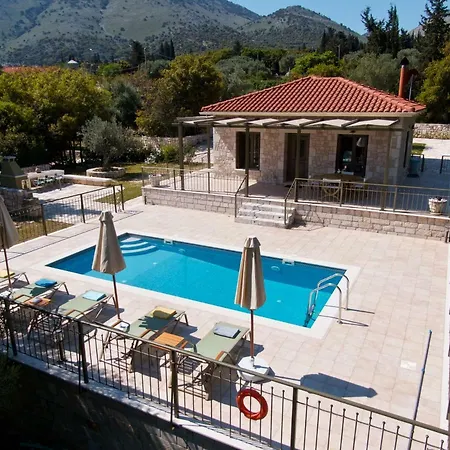 Vila Forest Kefalonia Logarata